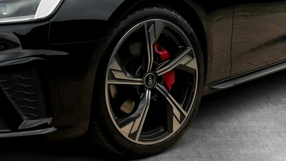 AUDI A4 Avant -