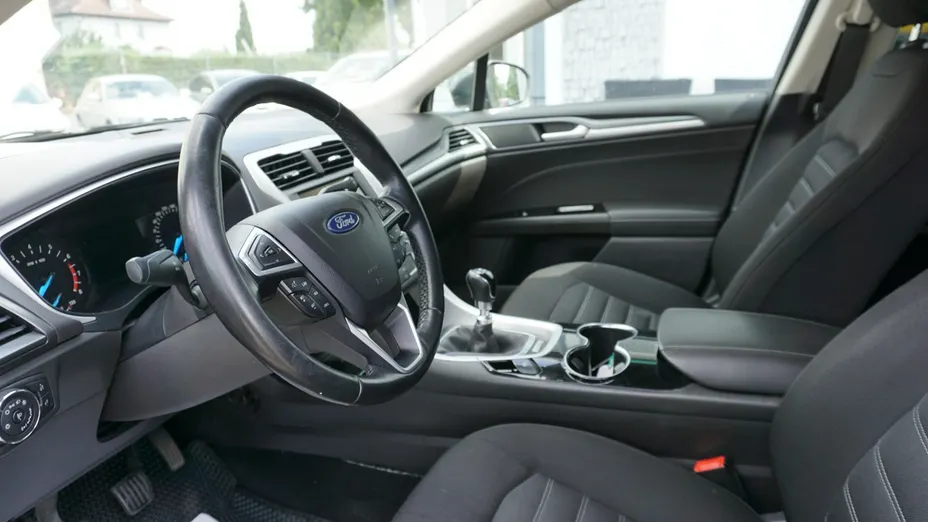 FORD Mondeo -