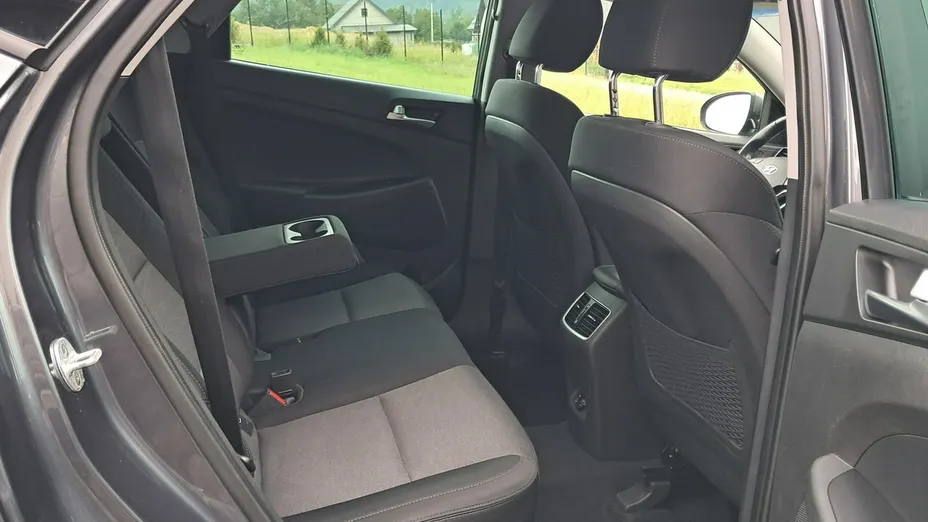 HYUNDAI Tucson -