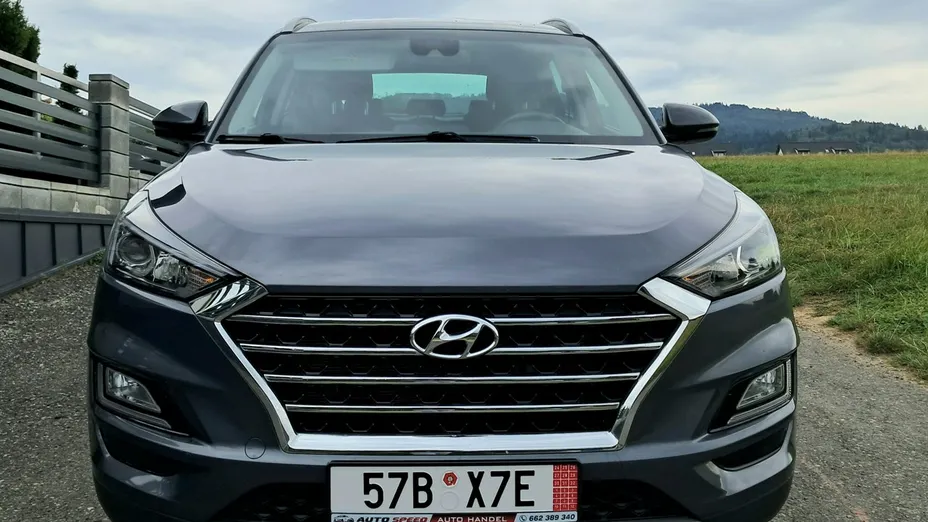 HYUNDAI Tucson -
