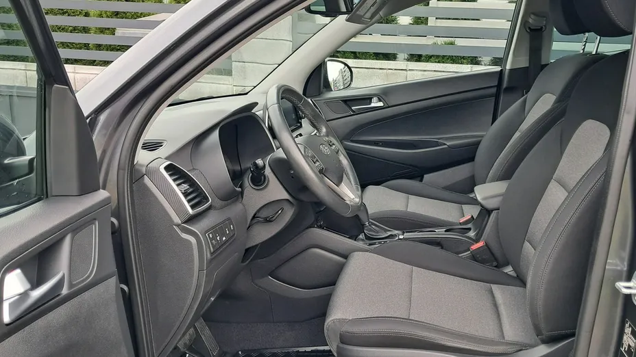 HYUNDAI Tucson -