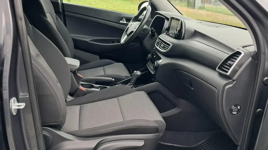 HYUNDAI Tucson -