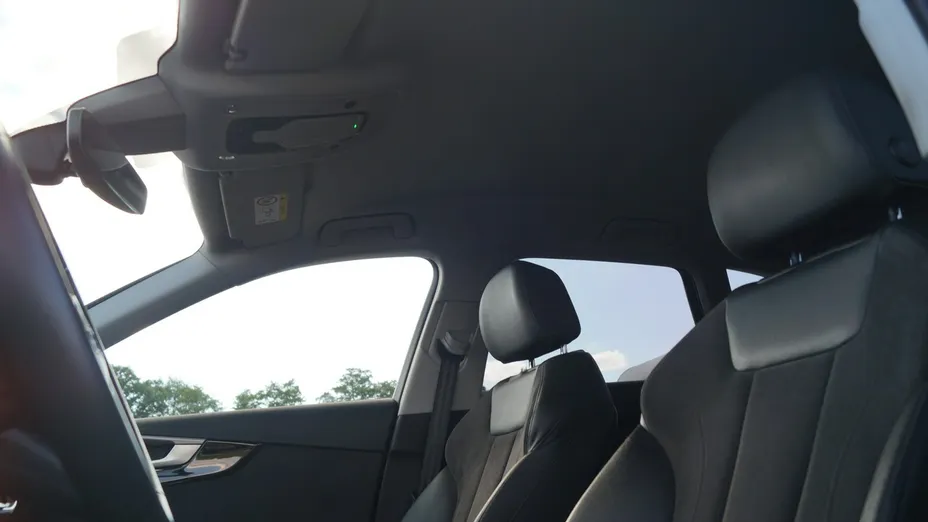 AUDI A4 -