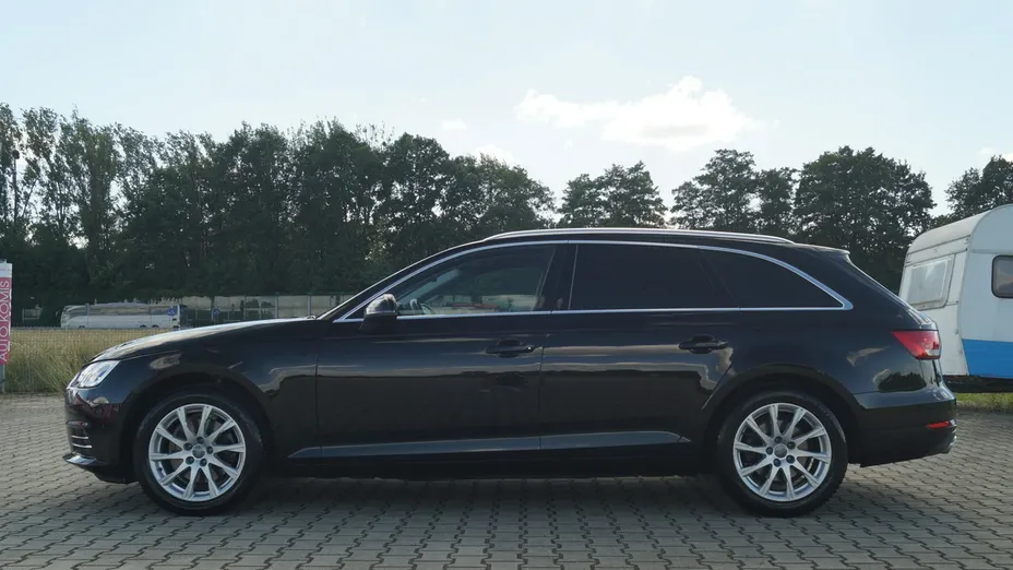 AUDI A4 -