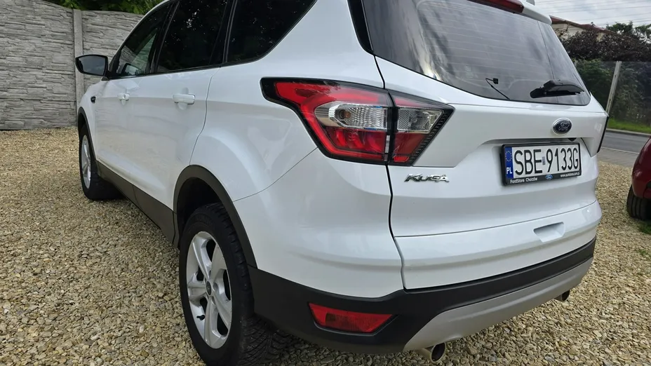 FORD Kuga -