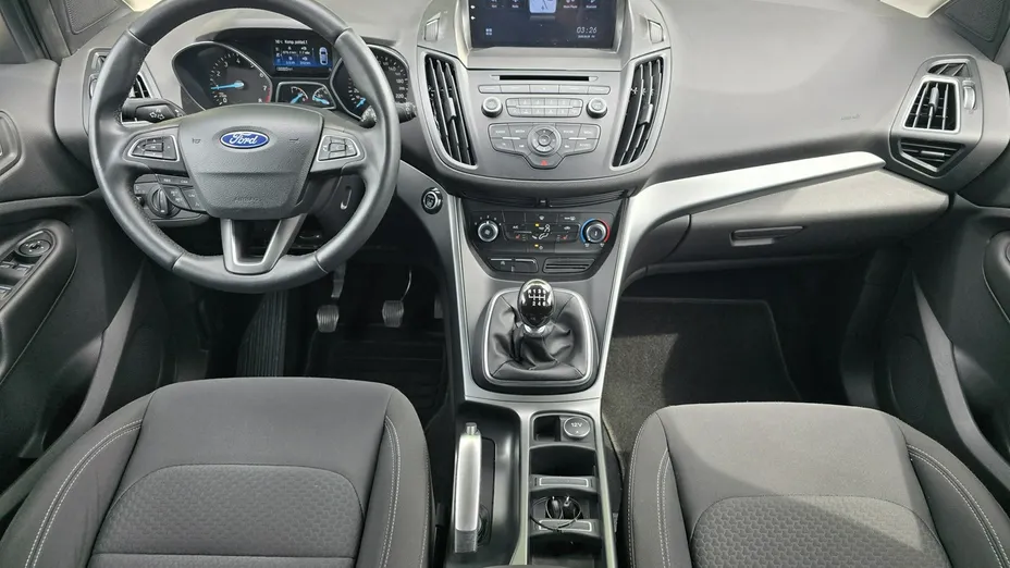 FORD Kuga -