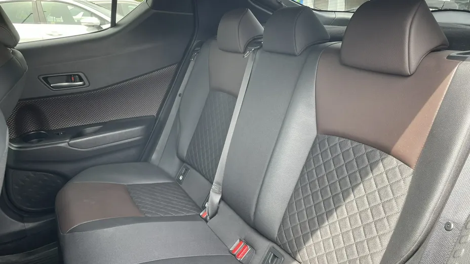 TOYOTA C-HR -