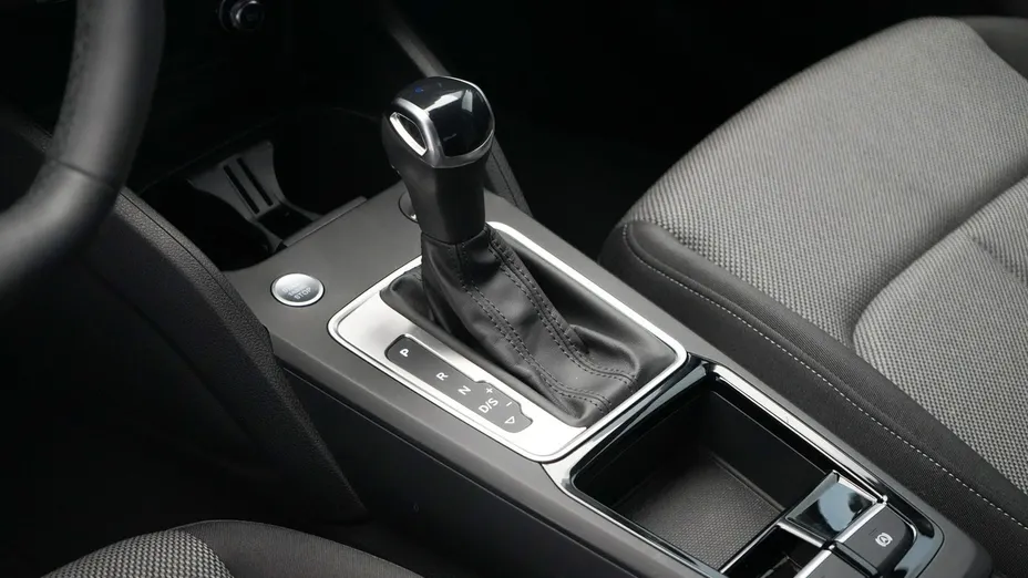 AUDI Q2 -