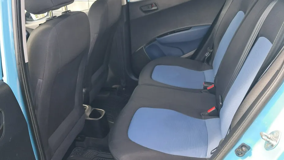 HYUNDAI i10 -