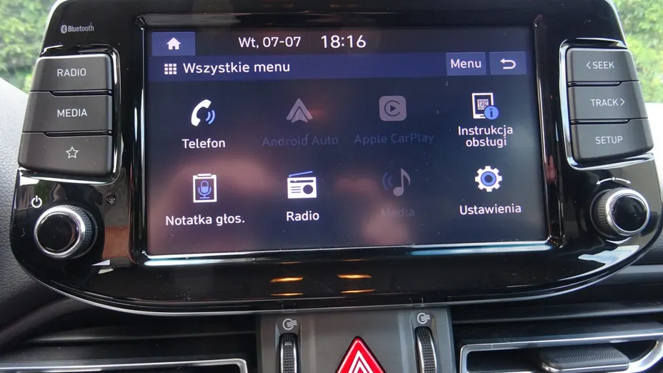 HYUNDAI i30 -