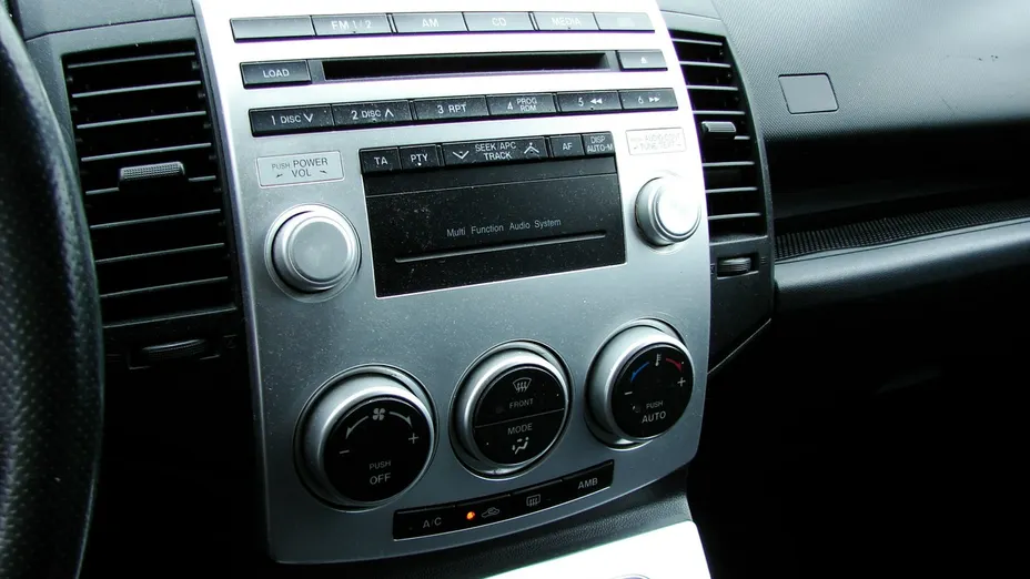 MAZDA 5 -