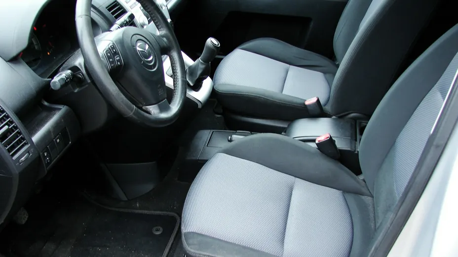 MAZDA 5 -