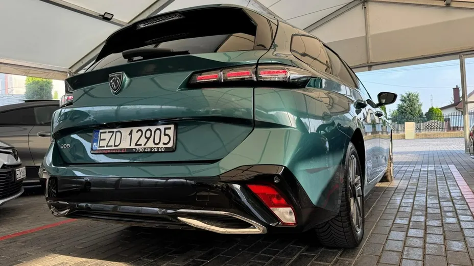 PEUGEOT 308 -
