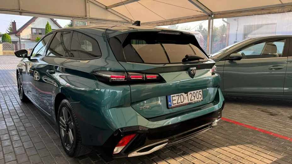 PEUGEOT 308 -