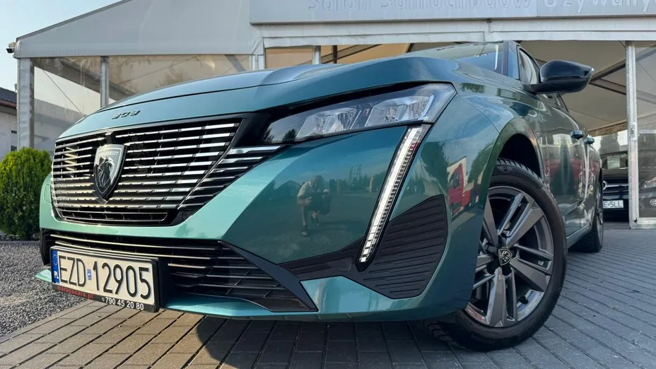 PEUGEOT 308 -