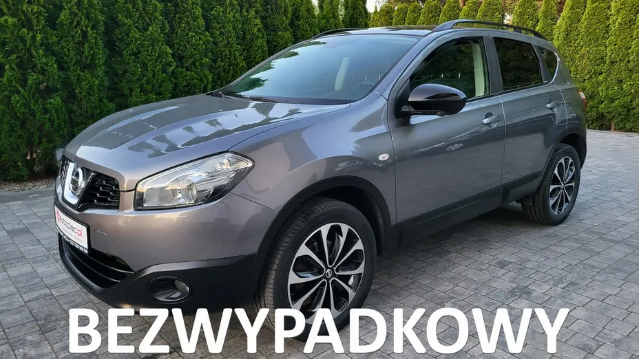 NISSAN Qashqai -
