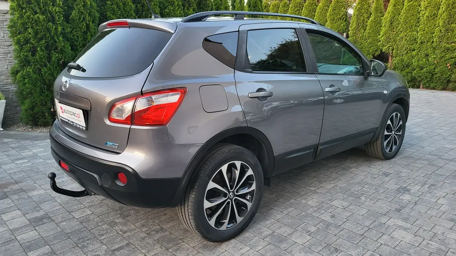 NISSAN Qashqai -