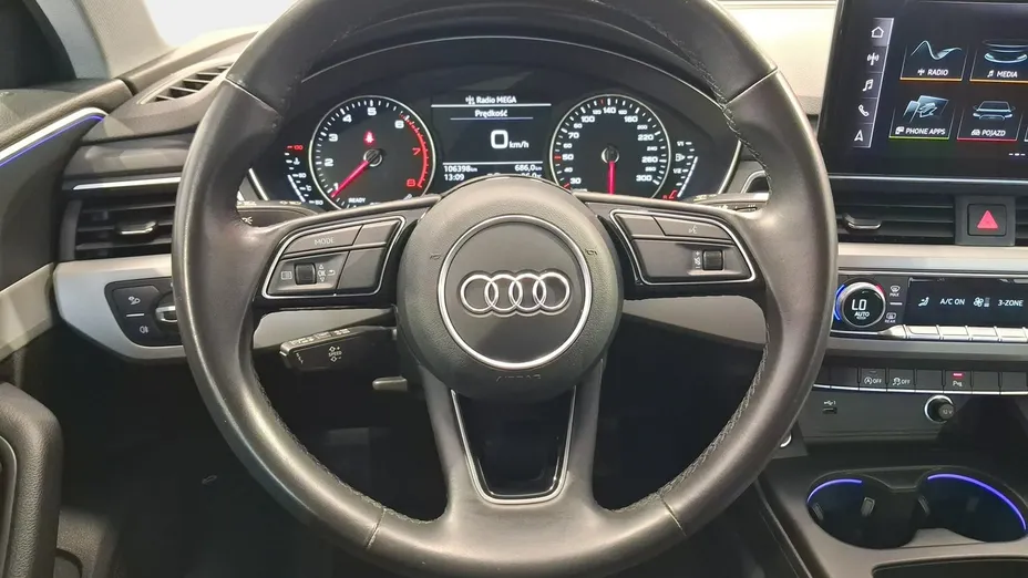AUDI A4 -