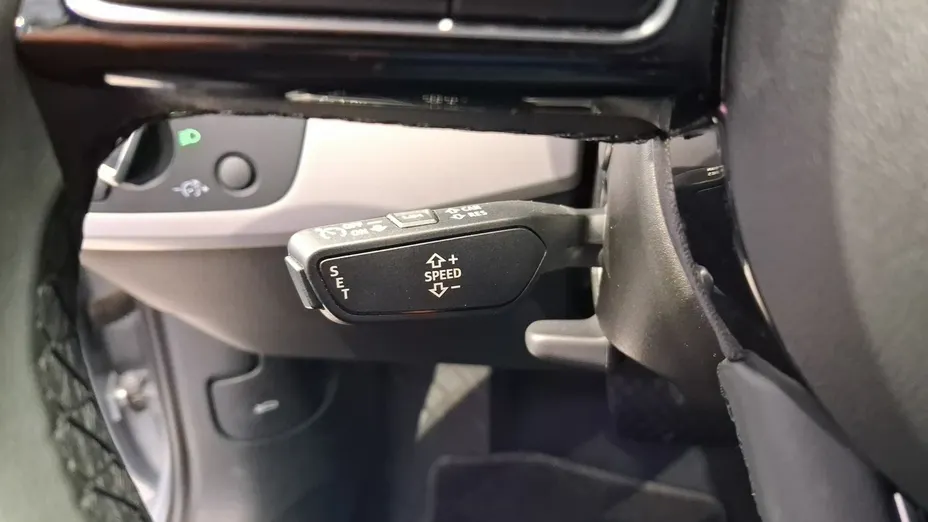 AUDI A4 -