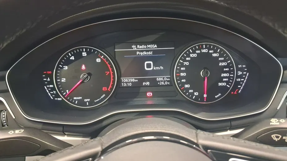 AUDI A4 -
