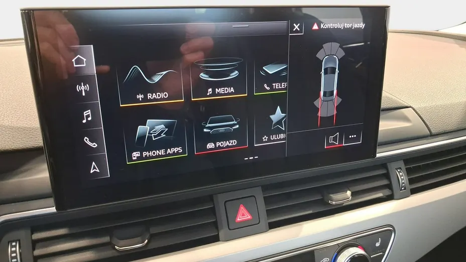 AUDI A4 -