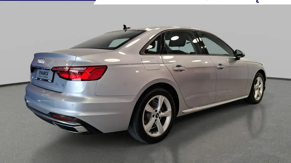 AUDI A4 -