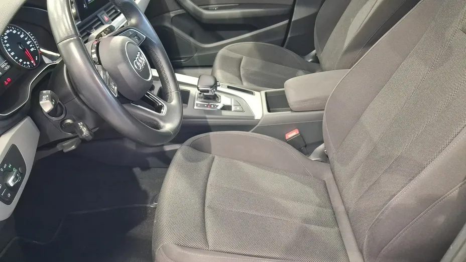 AUDI A4 -