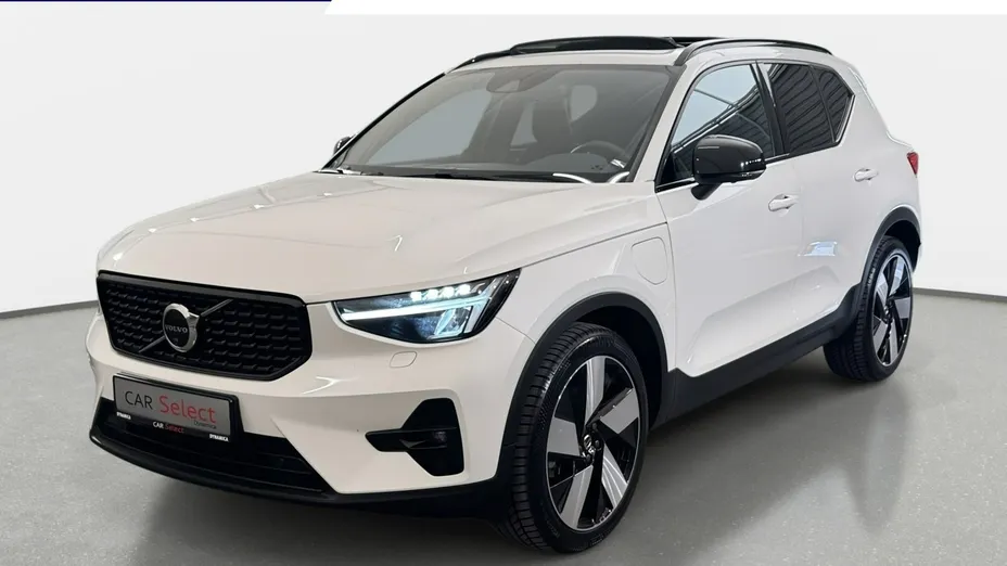VOLVO XC40 -