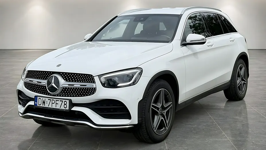 MERCEDES-BENZ GLC -