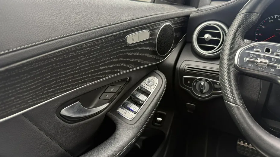 MERCEDES-BENZ GLC -