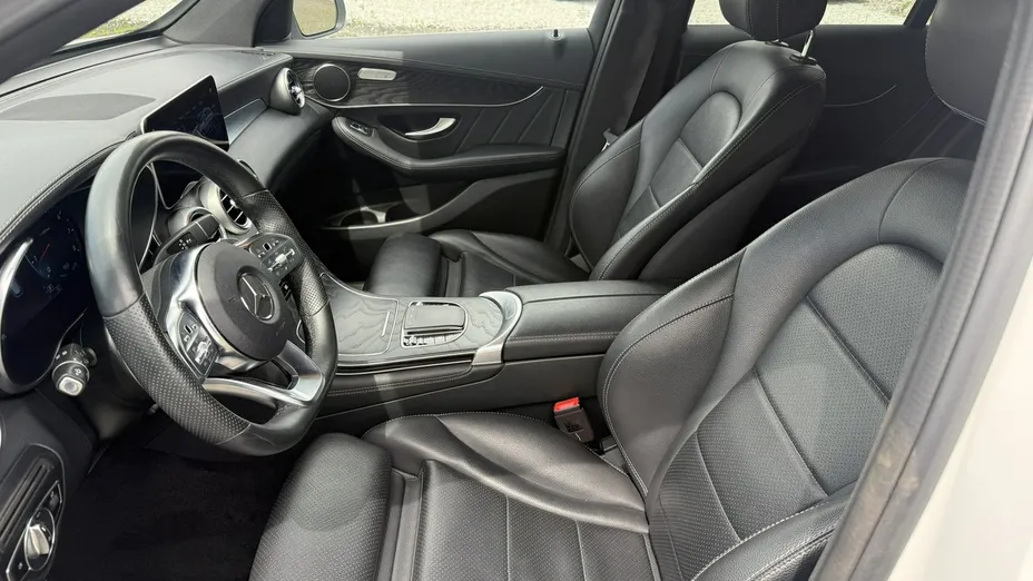 MERCEDES-BENZ GLC -