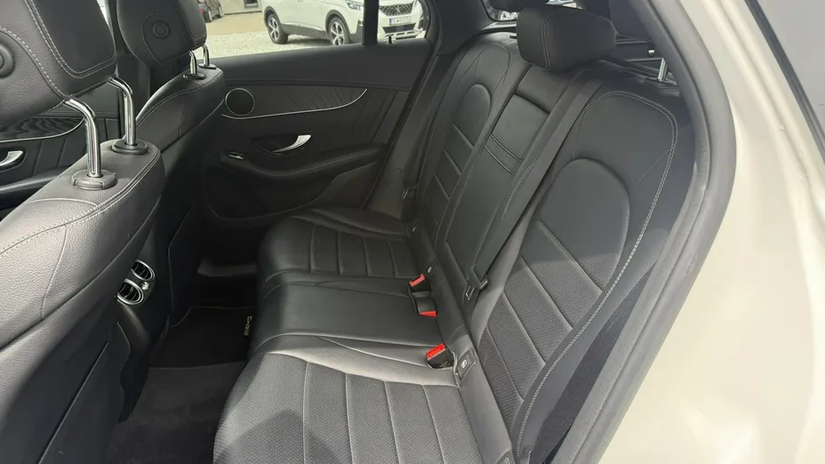 MERCEDES-BENZ GLC -