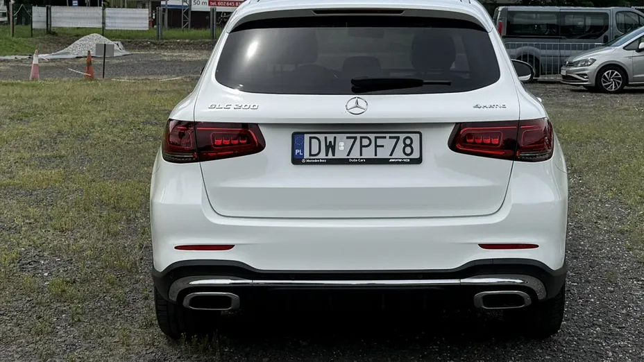 MERCEDES-BENZ GLC -
