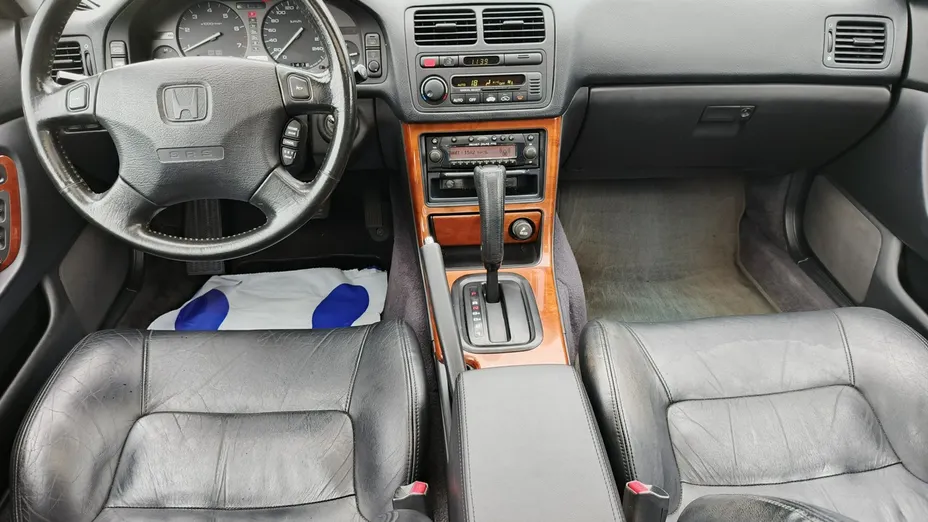 HONDA Legend -
