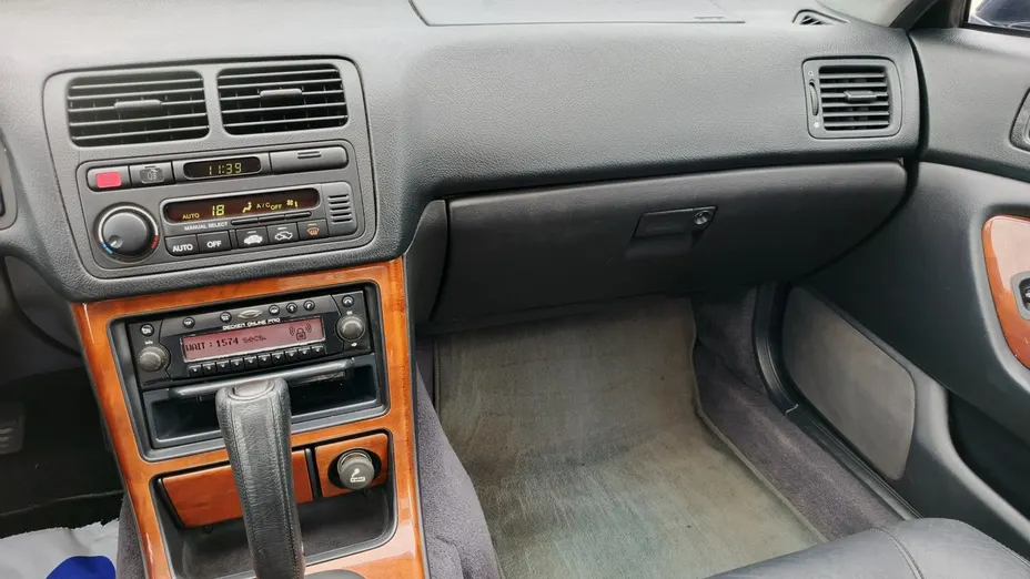 HONDA Legend -