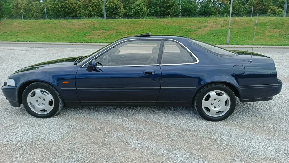 HONDA Legend -