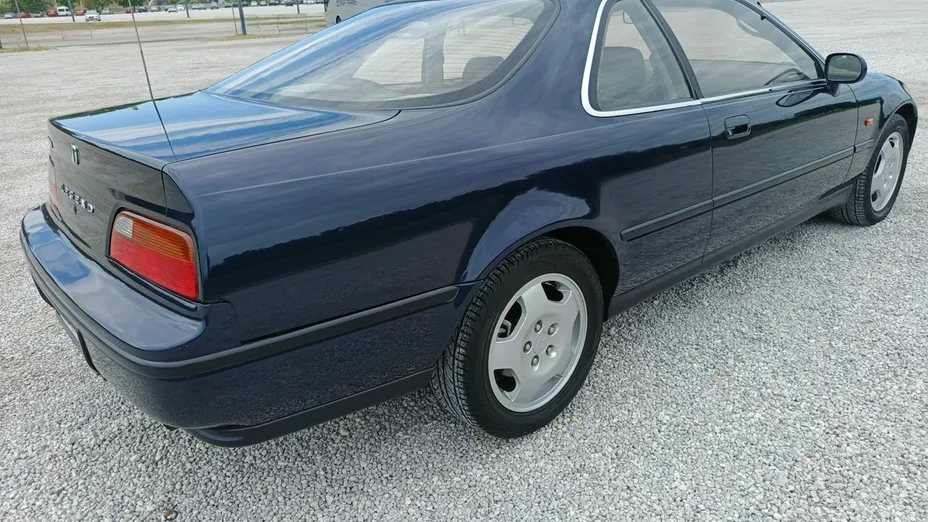 HONDA Legend -