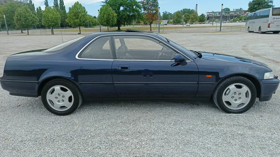HONDA Legend -