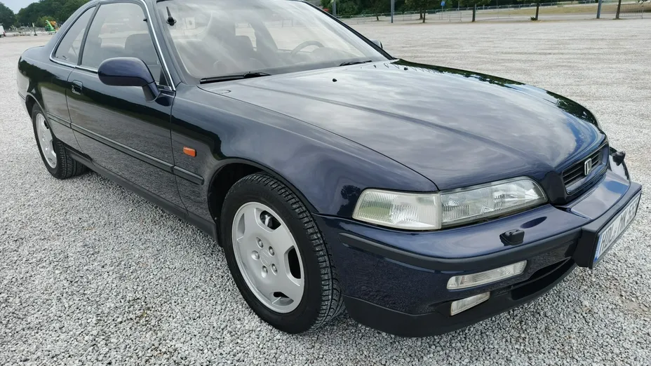 HONDA Legend -