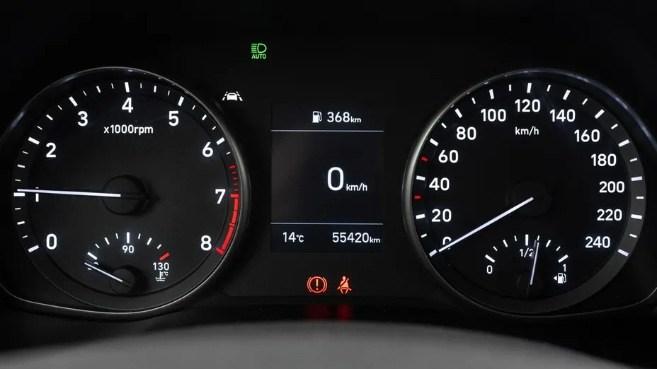 HYUNDAI i30 -