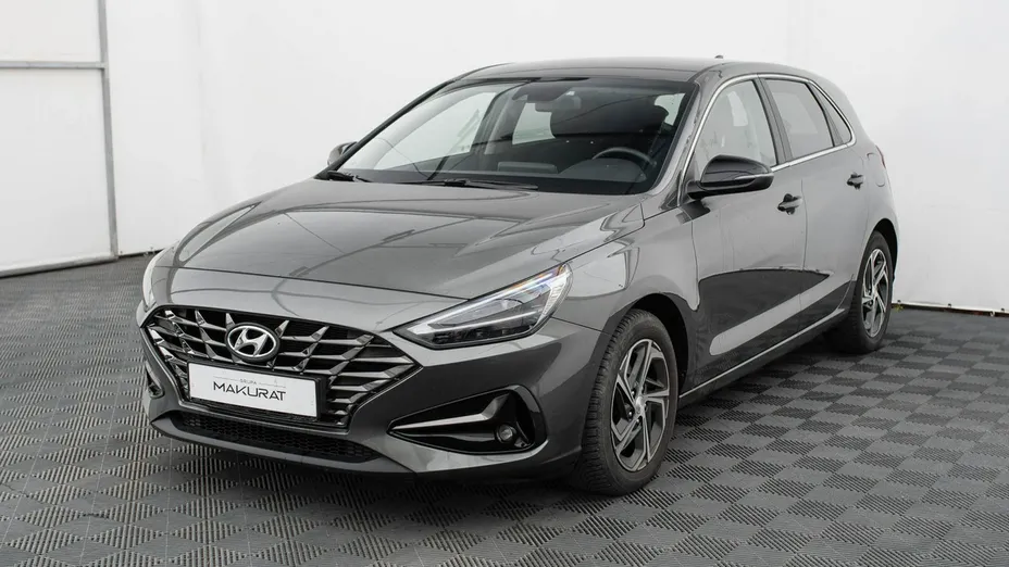 HYUNDAI i30 -