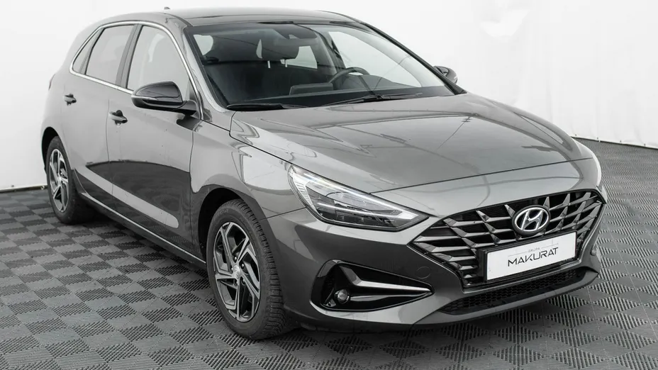 HYUNDAI i30 -