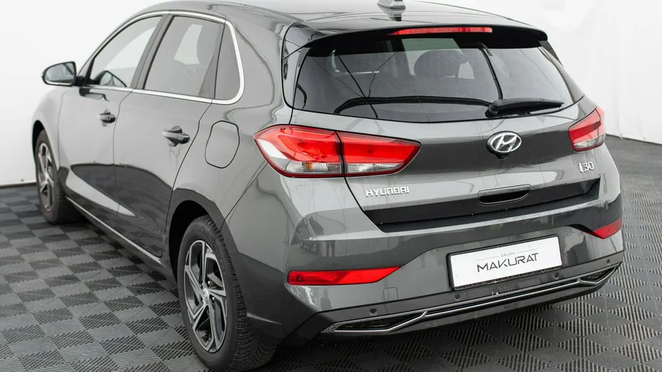 HYUNDAI i30 -