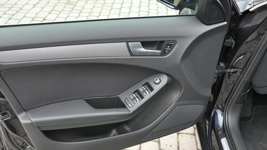 AUDI A4 Avant -