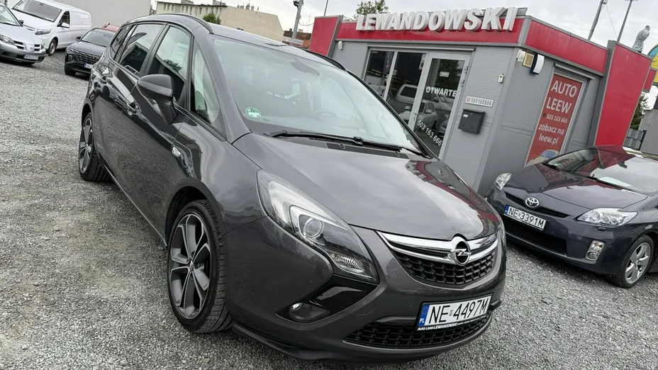 OPEL Zafira -