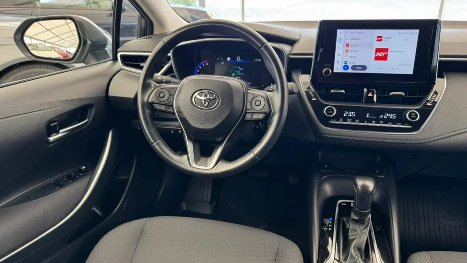 TOYOTA Corolla -