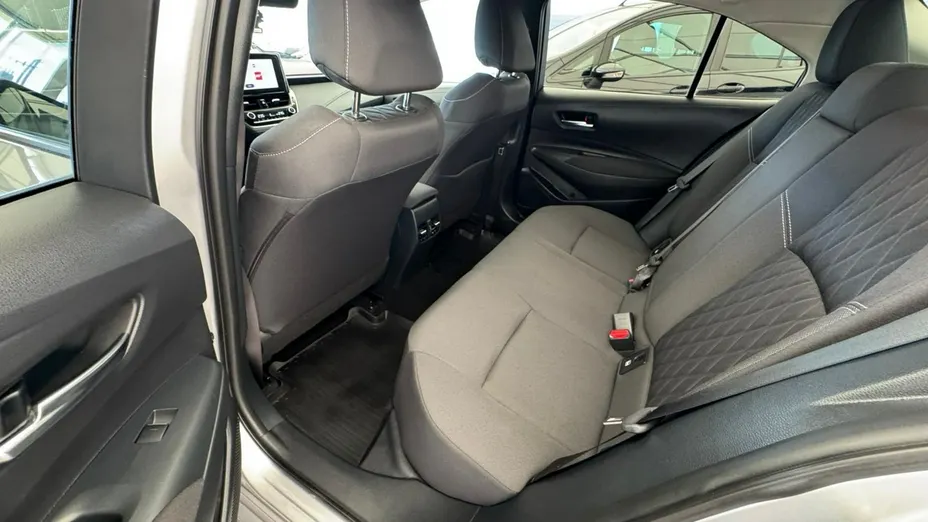 TOYOTA Corolla -