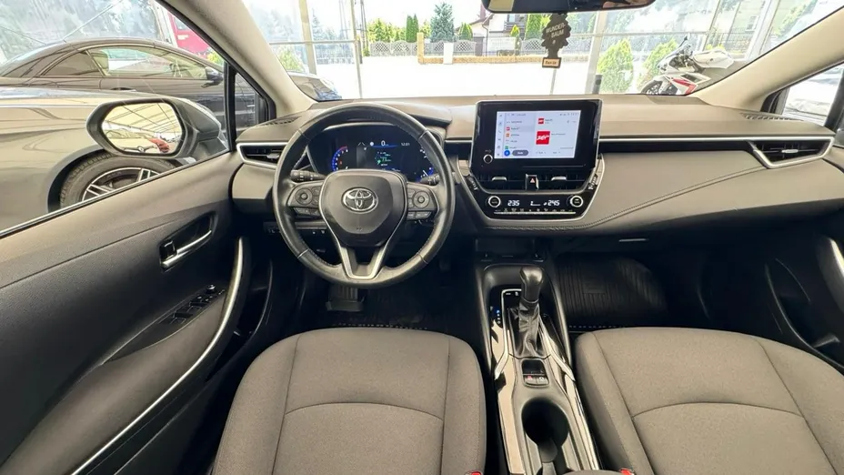 TOYOTA Corolla -