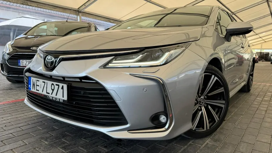 TOYOTA Corolla -