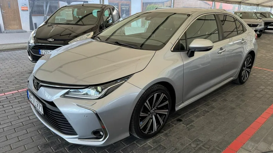 TOYOTA Corolla -